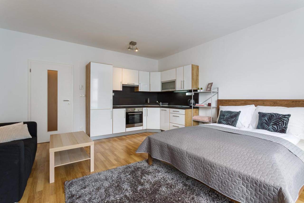 Golden Apartments Rezidence Nova Karolina Ostrava Ngoại thất bức ảnh