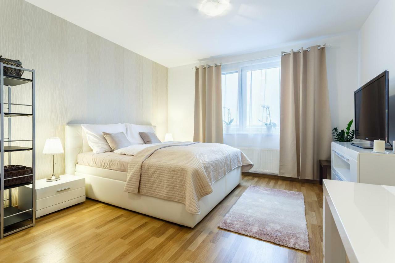 Golden Apartments Rezidence Nova Karolina Ostrava Ngoại thất bức ảnh