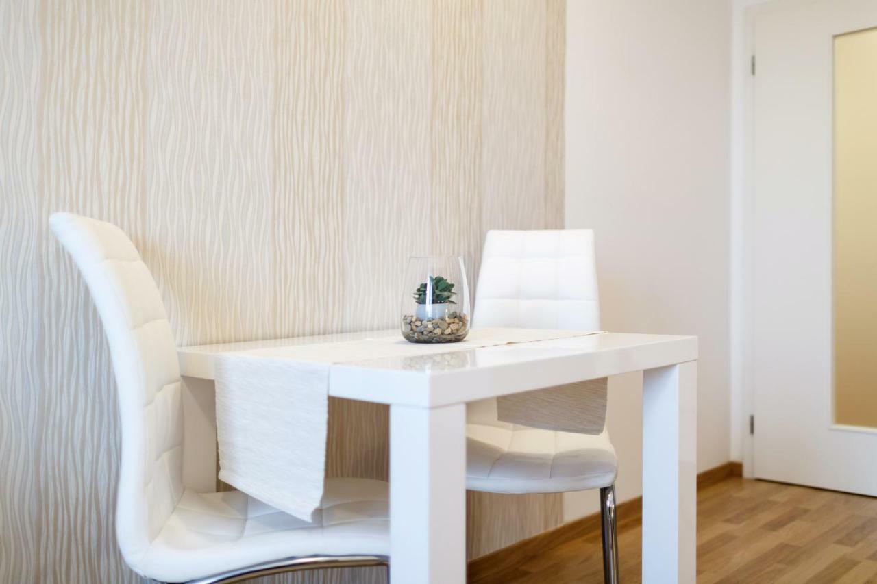 Golden Apartments Rezidence Nova Karolina Ostrava Ngoại thất bức ảnh